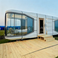 Maison capsule spatiale moderne en acier, bureau mobile, villa, hôtel pour excursions panoramiques, chambre, salle de bain, bureau, bâtiment commercial, centre commercial