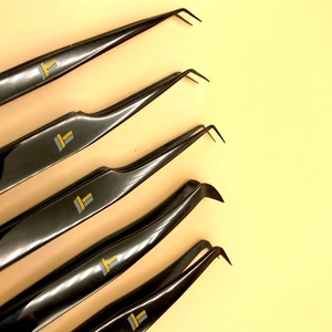 Agarre de diamante profesional Pinzas de pestañas de acero inoxidable personalizadas Punta puntiaguda Extensiones de volumen de plasma negro Tamaños de etiqueta privada - Product Image 1