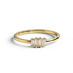 Bague minimaliste en or 18 carats avec diamants baguette, légère, trio de bagues empilables, bijoux fins, bague de fiançailles, cadeau pour femme - Product Image 1