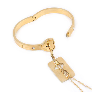 Conjunto de Joyería de <span class=keywords><strong>Acero</strong></span> <span class=keywords><strong>Inoxidable</strong></span> Plateado/Negro/Dorado, Collar con Colgante de Candado de Amor y Corazón, Pulsera con Llave para Parejas, Conjunto de Regalo de Boda con Circonita para Mujer - Product Image 4