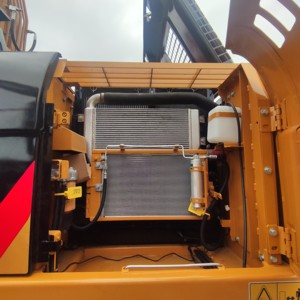 Excavatrice hydraulique sur chenilles moyenne de 23 tonnes Caterpillar 323D2L d'occasion avec moteur 2017 à vendre - Product Image 6