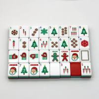 Ensemble de Mahjong Américain Premium en Acrylique à Quatre Couches, Rouge Noël, avec Motifs Fantaisistes Père Noël, Joker et Bonbons Menthe