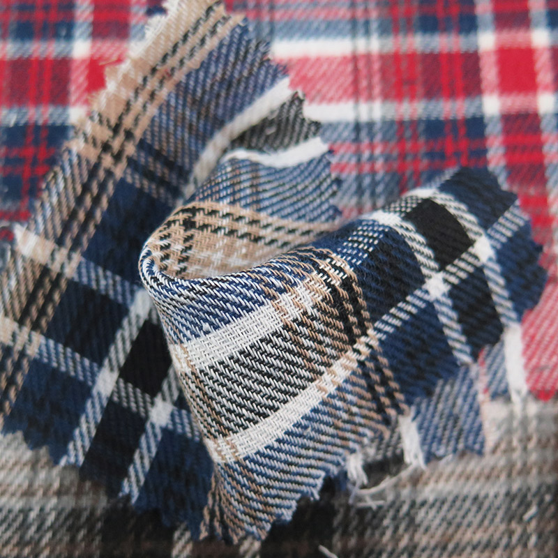 Оптовая продажа, тканая простая Высококачественная цветная плетеная сетка, удобная 100% хлопчатобумажная ткань для рубашки, костюма, юбки и т. Д.