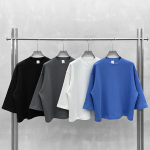 Set di T-Shirt e Pantaloncini da Uomo, Maglietta Oversize e Pantaloncini <span class=keywords><strong>Capri</strong></span> Larghi, Set Termico 2 Pezzi, <span class=keywords><strong>Abbigliamento</strong></span> Maschile di Design - Product Image 4