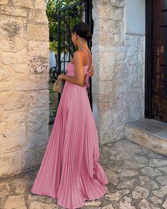 <span class=keywords><strong>Abito</strong></span> Lungo da Donna <span class=keywords><strong>Plissettato</strong></span> Estivo con Allacciatura al Collo Blu 2025 Moda Mare Senza Maniche e Schiena Scoperta a Linea ad A - Product Image 5