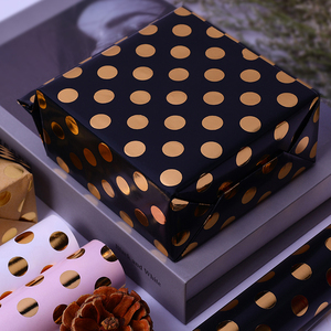 Vente en gros de 80g papier kraft à pois 43*300cm rouleau de papier d'emballage pour cadeau de luxe et emballage personnalisé - Product Image 2