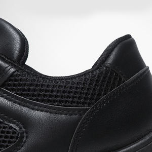 <span class=keywords><strong>Venta</strong></span> directa <span class=keywords><strong>de</strong></span> fábrica, zapatos para correr para hombre, zapatos planos <span class=keywords><strong>de</strong></span> cuero negro versátiles transpirables <span class=keywords><strong>de</strong></span> primavera, zapatos <span class=keywords><strong>de</strong></span> vestir informales, zapatos para caminar al aire libre - Product Image 5