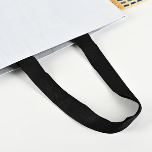 Bolsa de Compras Tejida Impermeable Ecológica con Logotipo Personalizado, Bolsa de Mano RPET Reciclable de Bajo Contenido de Carbono, Bolsa de Compras Laminada Resistente - Product Image 2