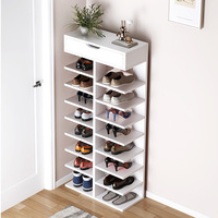 Moderno Gabinete Flotante de Madera para Zapatos con Puertas, Protección Antipolvo, Diseño Modular, 6 Estantes, Capacidad para 20-23 Pares, para Sala de Estar