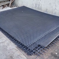 Grille perforée en fil de fer galvanisé à trous carrés, tamis soudé pour filtre vibrant, utilisation minière