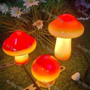 Esculturas Luminosas de Fibra de Vidrio con Forma de Hongo Mágico para Jardines Botánicos, Resorts, Parques y Áreas de Exhibición para Fotografías de Visitantes - Product Image 3