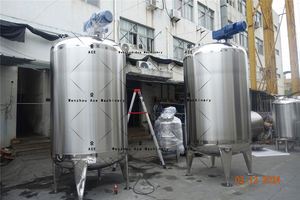 Réservoir de mélange gainé en acier inoxydable 304 avec agitateur pour lait - Product Image 5