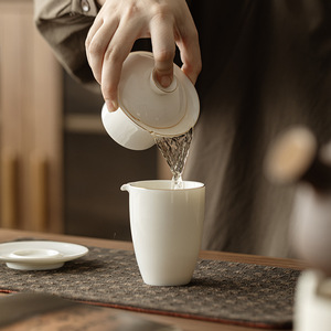 Guanlan Porcelain Gaiwan With Lid Gold Handle 150Ml Kung Fu <b>Tea</b> <b>Set</b> Household <b>Tea</b> Bowl - Product Image 4