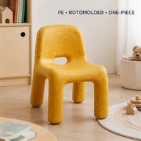 Fauteuil lounge multifonctionnel moderne en plastique rose pour enfants, idéal pour la salle à manger, l'hôtel, la salle de sport, le salon, la cuisine et les parcs