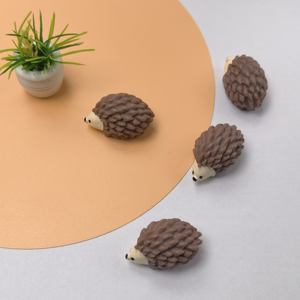 100個セット ミニチュア ミニハリネズミ 動物フィギュア ミニ3Dハリネズミおもちゃ スタチュー フェアリーガーデン ランドスケープ ジュエリーサプライ用 - Product Image 2