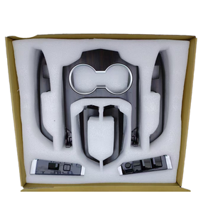 Neuzugang für Toyota Land Cruiser LC300 Auto-Innenraum zubehör Kohle faser und ABS-Innen-Kits Premium-Qualität - Product Image 1