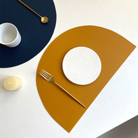 Nouveaux sets de table en PU demi-ronds YY, napperons isolants lavables et antidérapants, adaptés aux vaisselles