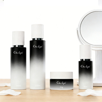 Produit de beauté en marque privée OEM/ODM, anti-âge, éclaircissant, vitamine C, soin raffermissant anti-âge, tonique blanchissant, ensemble de soins de la peau