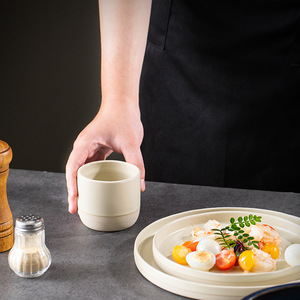 Platos Hondos <span class=keywords><strong>de</strong></span> Cerámica Bicolor Kingze <span class=keywords><strong>de</strong></span> 7.3/7.5/9.2 Pulgadas, Apilables, con Logotipo Personalizado, Platos para Servir en Restaurantes - Product Image 4