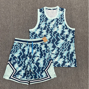 Ensemble de sport décontracté pour l'entraînement de basketball : Nouveaux shorts et débardeur en mesh de style américain, séchage rapide, maillot de basketball en gros - Product Image 3