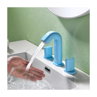 Robinet de lavabo en céramique en laiton de luxe Robinets dosés montés sur le pont à 3 voies Mélangeur de vanité de salle de bain chromé moderne à 3 trous