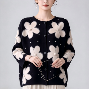 Blusa Plisada con Flores 3D para Mujer, Lista para Enviar, Blusa con Adornos de Perlas, Envío en 7 Días, Camisa Técnica, Blusa Plisada de Otoño - Product Image 5