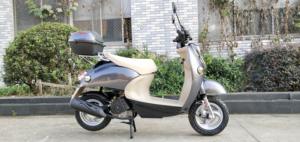 Nouveau scooter à essence classique pour une utilisation en ville <span class=keywords><strong>50cc</strong></span> 125cc Motos avec allumage manuel Scooters à gaz à vendre - Product Image 3