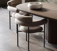 Mobilier italien pour le salon Fauteuil de salle à manger en tissu velours vert à structure métallique pour hôtels et restaurants