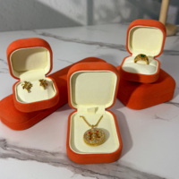 Nouvelle boîte de support de bague en gros en microfibre FANDIJI Source fabricant boîte à bijoux personnalisée ronde exquise pendentif boîte-cadeau