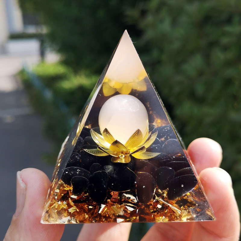 Pirámide de grava de cristal de 6 cm, varios diseños de piedras preciosas, cubo Triangular, decoración de pirámide de la suerte