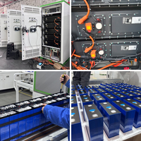 Système de stockage d'énergie solaire commercial Deye 80kW 125kW avec onduleur hybride intégré dans un coffret extérieur et batterie au lithium de 261kWh