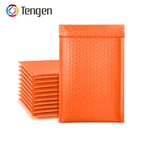 Wholesale Lightweight Courier Packing Delivery Bag Orange Holographic Bubble Mailer Shipping Bag Packaging Clothing Orange Shoes