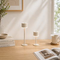 Lampe de bureau LED 2-en-1 de haute qualité, style simple, à piles, décorative, à intensité tactile, sans fil, rechargeable, petite lampe de bureau