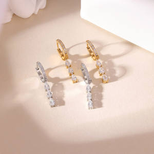 ต่างหูเกาหลียอดนิยม ชุบทอง สแตนเลส ป้องกันการแพ้ แบบเงา ทรงห่วง หยดน้ำ แฟชั่น ต่างหูห้อย - Product Image 3