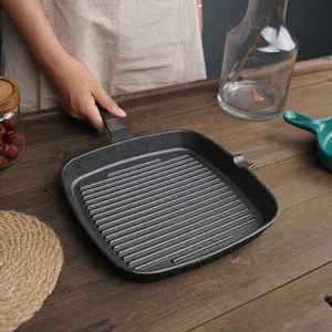 Custom Logo Zwart 24Cm Rechthoek Fry Steak Cuisine Grill Non-Stick Keuken Bakvormen Met Handvat Braadpannen