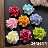Breloques en résine vintage en forme de rose pour accessoires DIY : coques de téléphone, pinces à cheveux, boucles d'oreilles, chaussures