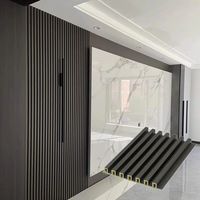 Panneau mural composite en bois plastique pour l'intérieur, imperméable, revêtement cannelé en PVC WPC pour la décoration des murs intérieurs des hôtels