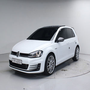 Volkswagen Golf GTD BlueMotion TDI Automático, Eficiente Diésel, Hot Hatch, Ingeniería Alemana que Combina Rendimiento y Ahorro de Combustible - Product Image 5