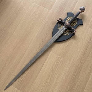 Épée occidentale populaire de 108 cm, 1,3 kg, rouge-bronzée avec flamme noire pour collection de cosplay - Product Image 6