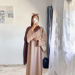 Robe musulmane de luxe personnalisée en usine, abaya de créateur à la mode à Dubaï, vêtements islamiques pour femmes