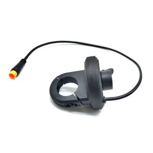 Accélérateur de <span class=keywords><strong>pouce</strong></span> étanche adapté à la poignée gauche/droite accélérateur pour 24V 36V 48V 60V 72V accélérateur de vélo électrique Scooter - Product Image 1