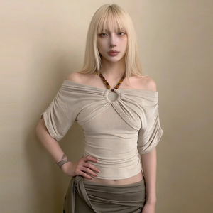 Haut élégant à manches chauve-souris perlées, épaules dénudées et froncé, pour femme - Product Image 3