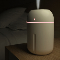 Humidificateur Rechargeable USB, Diffuseur d'Arômes d'Huiles Essentielles avec Veilleuse Colorée, Mini Humidificateur d'Air Portable 330ml pour Voiture
