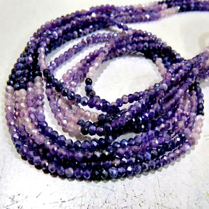 Perles Rondelles Facettées en Améthyste Véritable Couleur Pierre de Lune 2,5 mm, Revêtement Mystique AB - Product Image 1