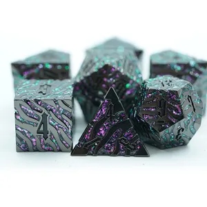 Diskon besar D6 D20 Set dadu ungu logam 16mm DND Metal Amethyst Table Top Dice