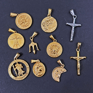Liontin Pedang Antik Zeus Mitologi Yunani Perhiasan Medusa Baja Tahan Karat Liontin Santo George Centurion Romawi Liontin Kompas - Product Image 3