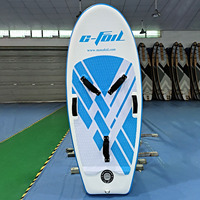 Planche à pagaie gonflable OEM SUP planche de surf debout en carbone avec hydrofoil Skis nautiques novices planche à flotteur accessoire de pompe de wakeboard