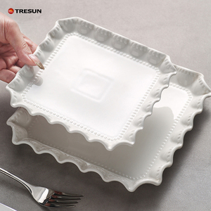 Service de table carré en porcelaine de qualité supérieure, motif double ligne gaufrée, pour mariages et réceptions familiales, en New Bone China, écologique et compatible lave-vaisselle - Product Image 4