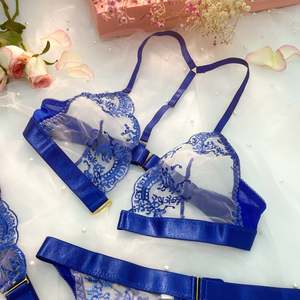 Conjunto de Lencería <span class=keywords><strong>Sexy</strong></span> de Encaje Azul con Bordado de 3 Piezas, Ecológico y Transpirable, Regalo de San Valentín, Medias para Mujeres Gordas - Product Image 3