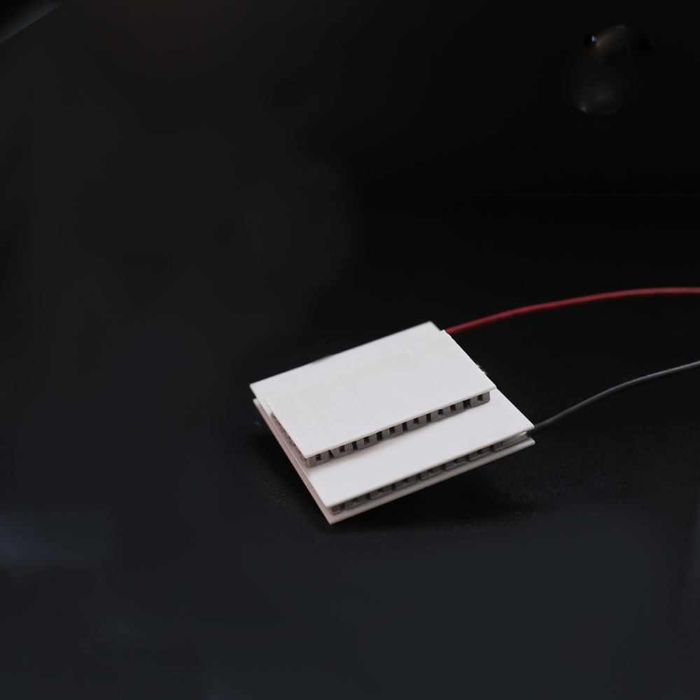 Высокая производительность Пельтье Термоэлектрический охладитель TEHC1-19933